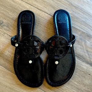 🔥🔥TORY BURCH BLACK LEATHER MILLER SANDAL WITH CRYSTALS IN SIZE 7.5M🔥🔥